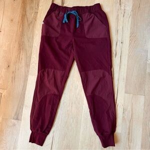 Figs Burgundy Disney Mickey Mouse Jogger Scrub Pants size XS